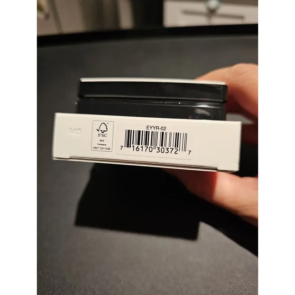 Bobbi Brown Vitamin Enriched Pressed Powder-Peach